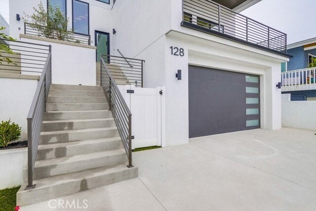 Photo - 128 Avenida Sierra