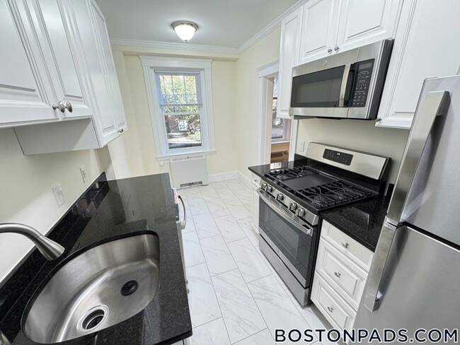 Photo - 20 Chauncy St Unit 3