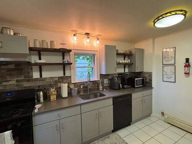 Photo - 32 S 7th Ave Unit A