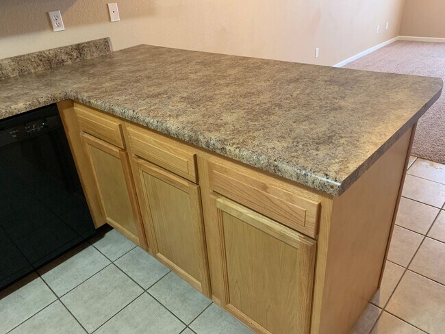 Photo - 6722-MF2-E2 Unit A