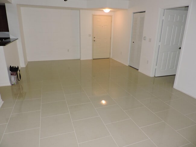 Photo - 4905 Midtown Ln Unit 2205