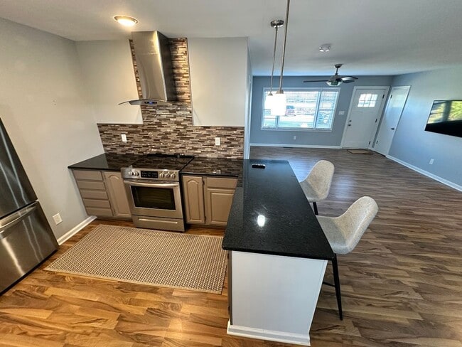 Photo - Beautiful House in Picadome! Off-Street Parking, W/D, Breakfast Bar, Deck, Fenced Backyard!