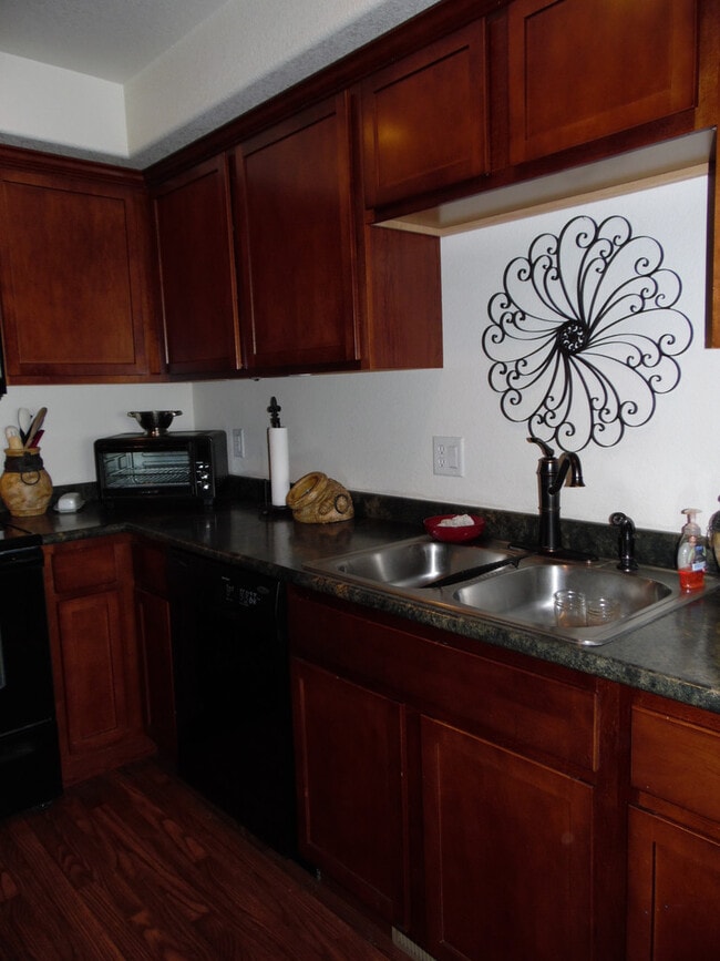 Photo - 4113 Gunsmoke Rd