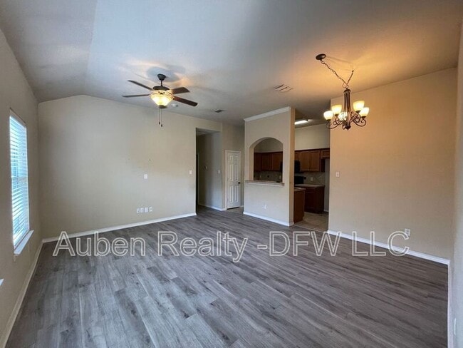 Photo - 2410 Ravenwood Ct