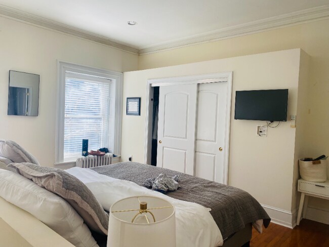 Photo - 2013 Spruce St Unit 4