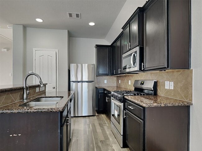 Photo - 17103 Amarose Dr