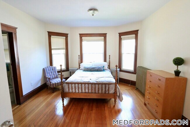 Photo - 124 Forest St Unit 1