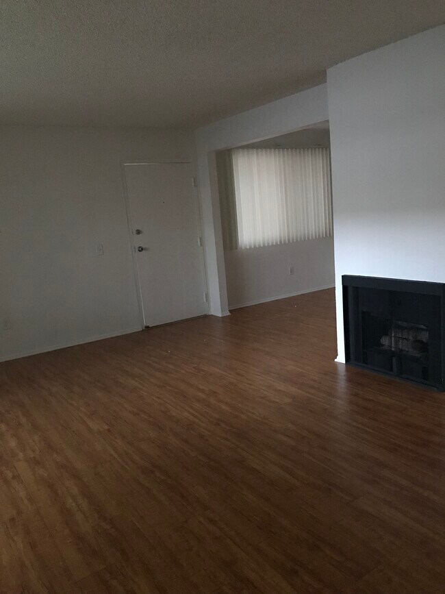 Photo - 20957 Bryant St