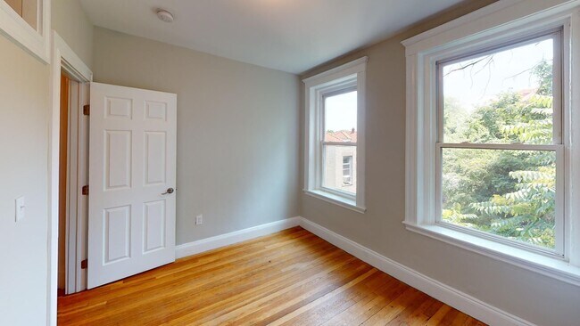 Photo - 110 Brainerd Rd