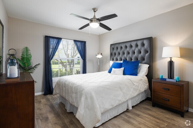 1BR, 1BA - 675SF - Bedroom