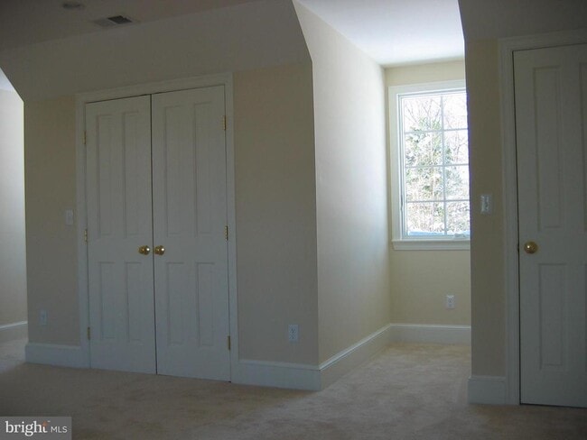 Photo - 7805 Accotink Pl