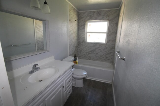 Photo - 1707 Greenwood Ave