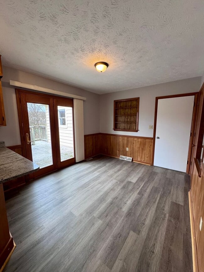 Photo - Duplex for Rent in Dayton