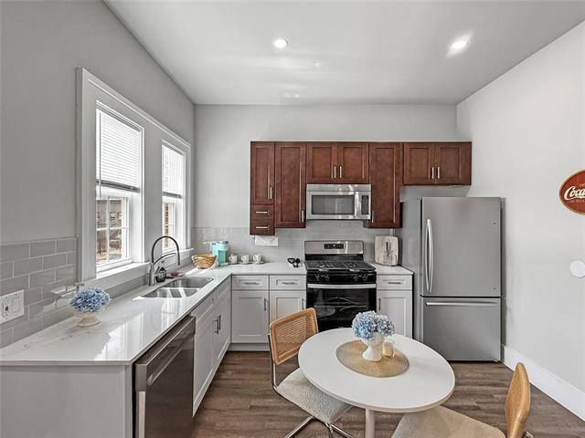 Building Photo - 801 N Marsalis Ave Unit 101 Rental
