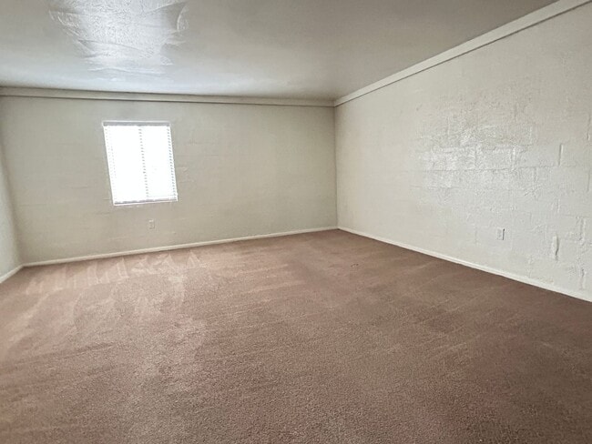 Photo - VERY ROOM 1 BEDROOM 1 BATH