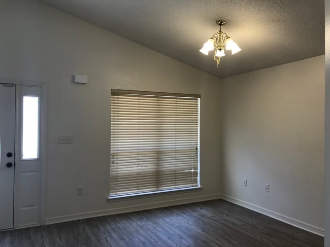Photo - 713 Marsh Harbor Dr