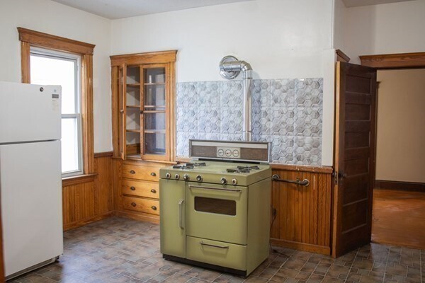 Photo - 91 Perry Ave Unit 3