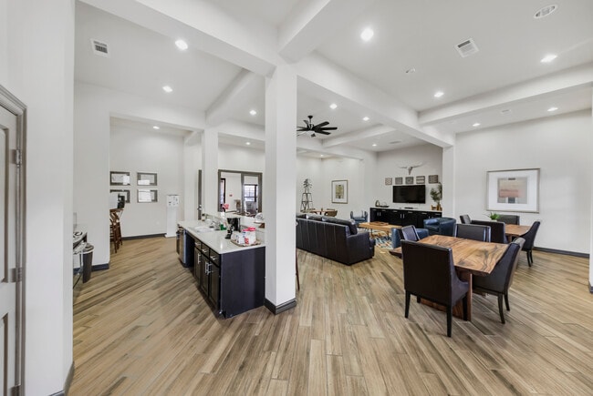 Compass Pointe