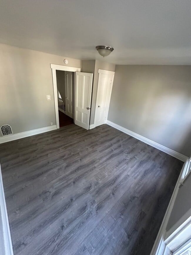 Photo - 139-141 Spencer St Unit 139 Spencer St