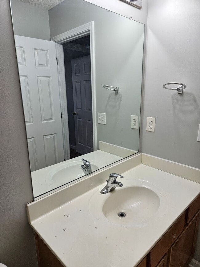 Photo - 6188 Glen Way Dr