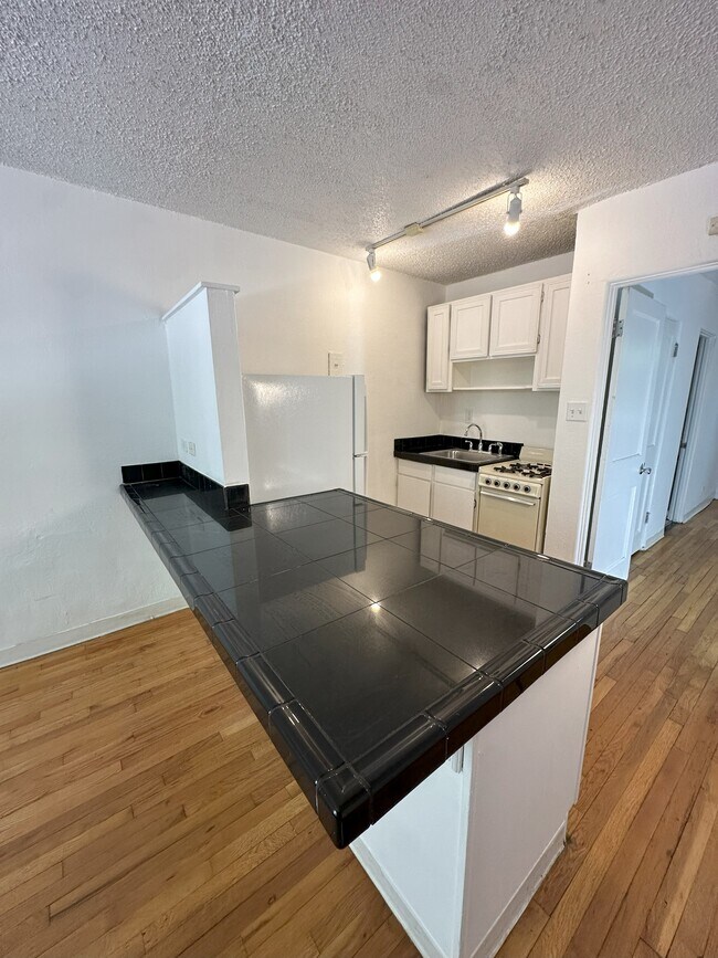 Photo - Courtyard on Vine