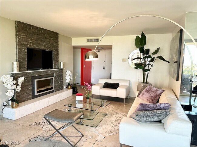Building Photo - 205 E Harmon Ave Unit 807