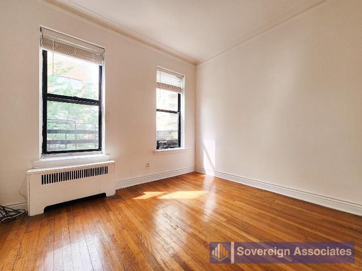 Photo - 156 E 85th St Apartamento Unidad 3C