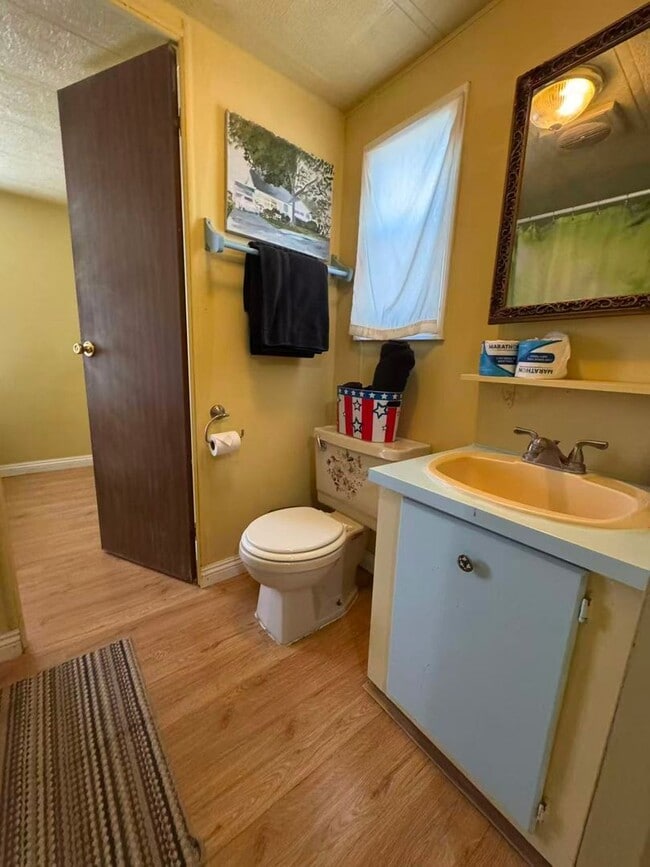 Photo - 551 Piltz Rd