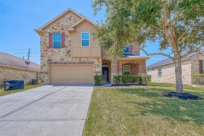 Building Photo - 18211 Cimmaron Oak Ln