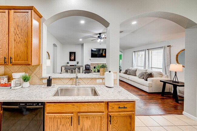 Photo - Property for Lease in Little Elm!