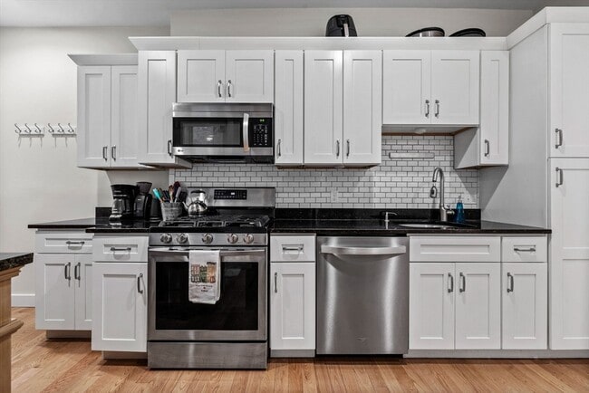 Photo - 25 Clark St Unit 2A