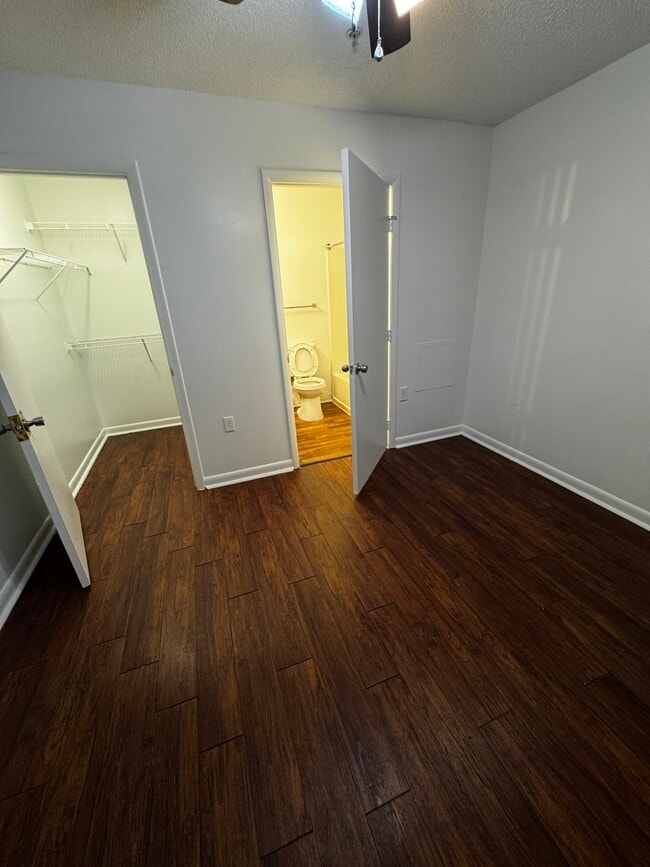 1411 Collegiate Cir Unit 102
