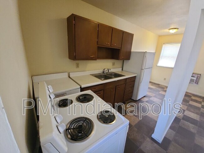 Photo - 122 W William Dr Unit J