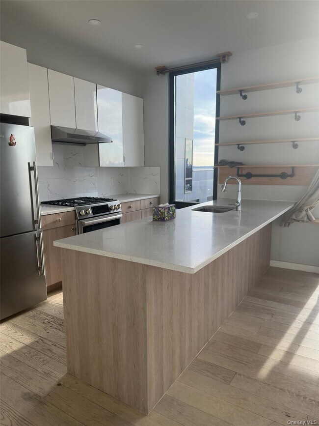 Photo - 88-08 Justice Ave Unidad PhB