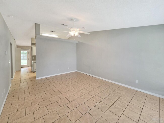 Photo - 3359 Green Briar Cir