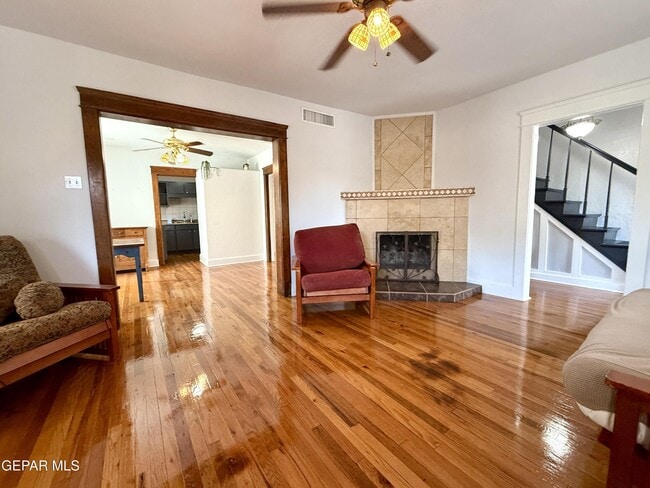 Photo - 611 New York Ave