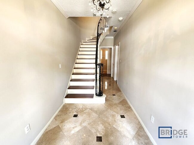 Photo - 319 Birdsall St