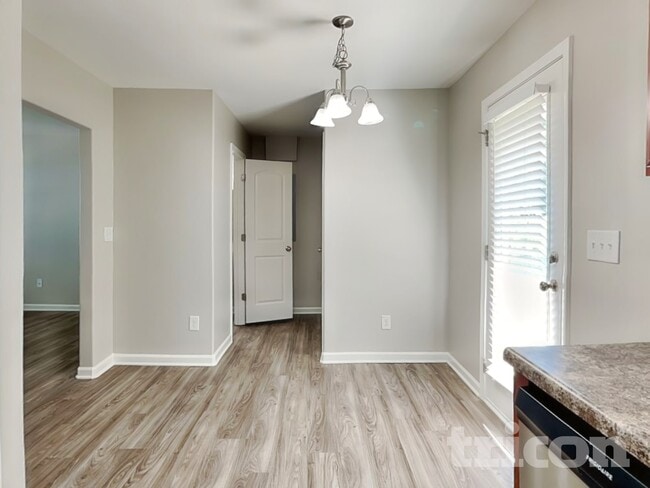 Photo - 427 Randolph Dr