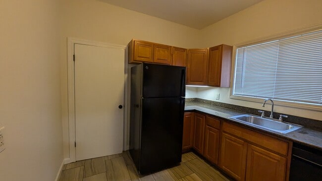 Photo - Alcatraz Unit 1436