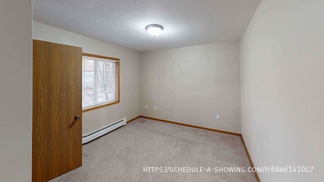 Photo - 515 Ontario Ave Unit 7