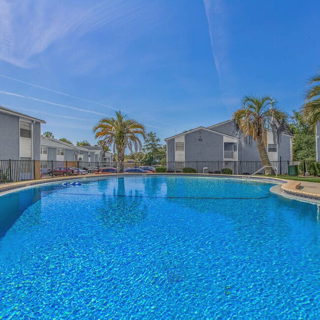 Cross Creek Apartments Jacksonville, FL