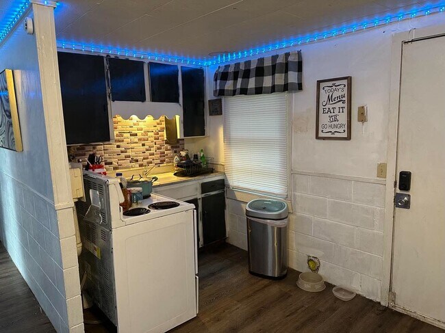 Cocina - 103 Gause St Unidad #D