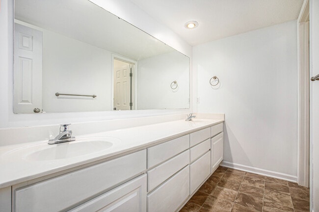 Photo - 8326 N Nodaway Ave
