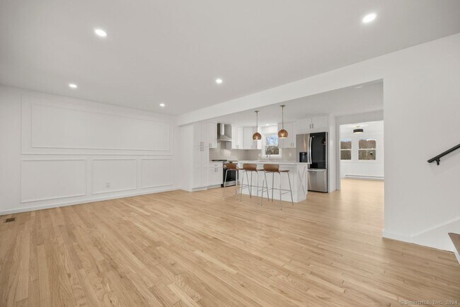 Photo - 141 Ridgewood Dr