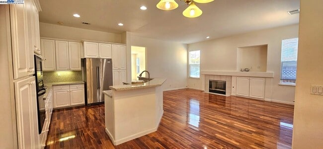 Photo - 43401 Laurel Glen Cmn