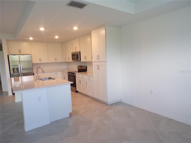 14191 Heritage Landing Blvd Unit 1216
