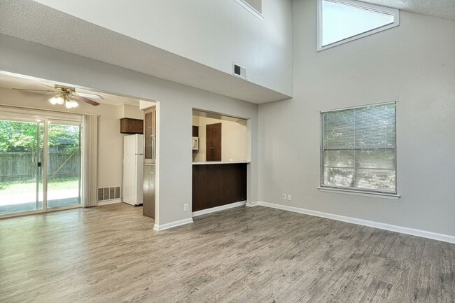 Photo - 2711 St Edwards Cir Unit 1