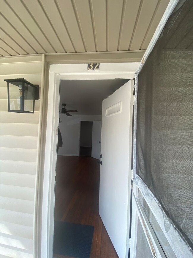 Photo - Charming one-bedroom oasis available in the heart of Gainesville!