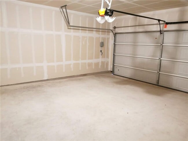 Photo - 10504 Alemoor Dr