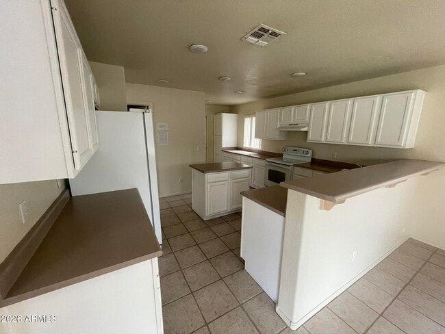 Photo - 4725 E Goldfinch Gate Ln